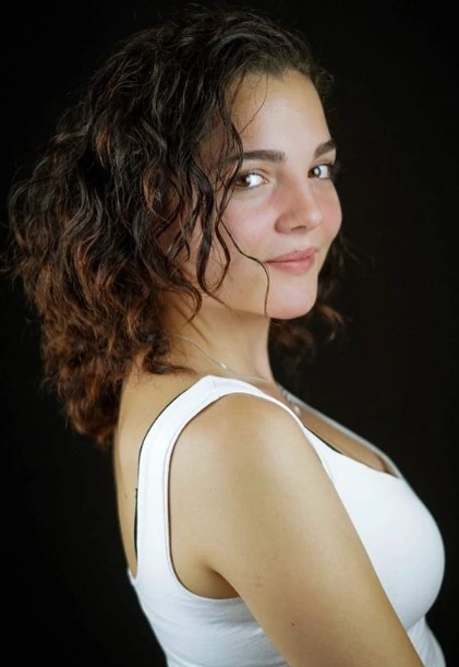 Andrea Arruti - AI Character on RolePlai
