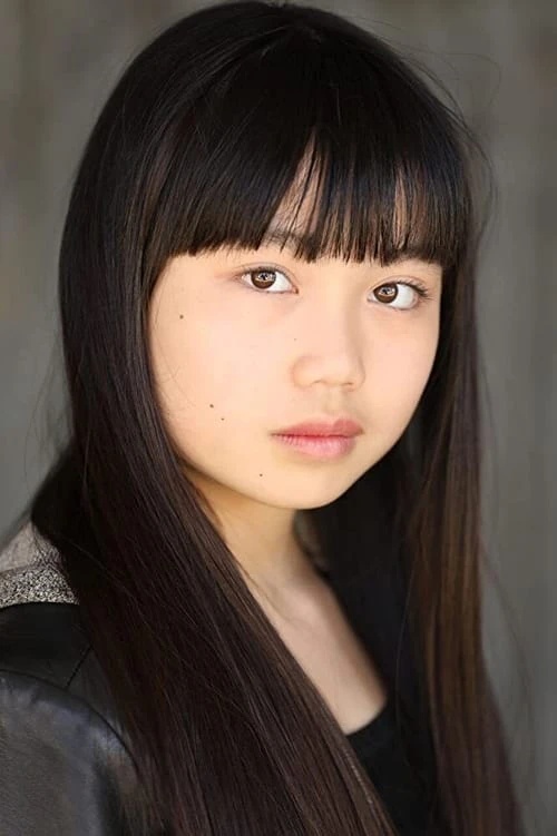 Desirae Lao - AI Character on RolePlai
