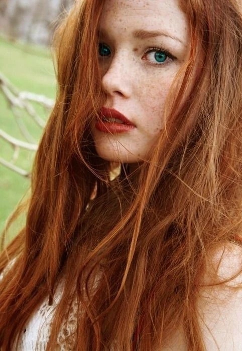 Lilith III - AI Character on RolePlai