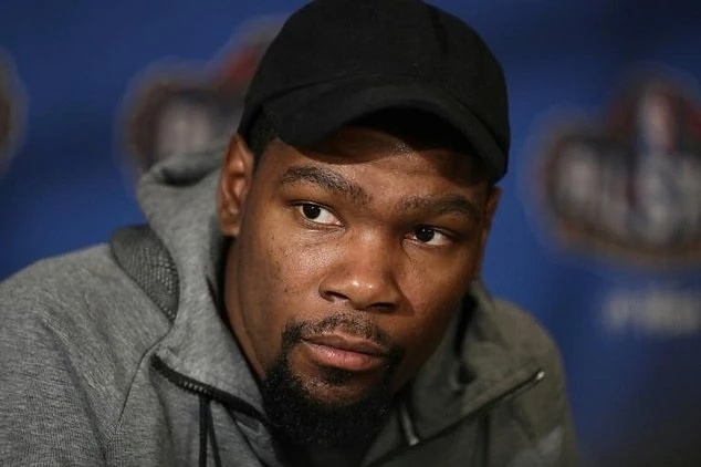 Kevin Durant - AI Character on RolePlai