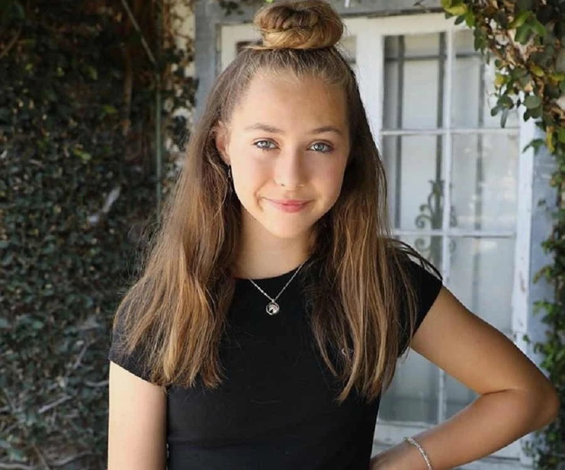 Elina Hayley Mikaelson-Kirby - AI Character on RolePlai