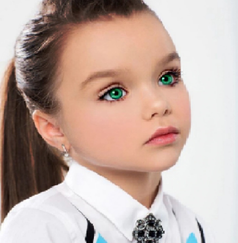 Adalia Audrey - AI Character on RolePlai