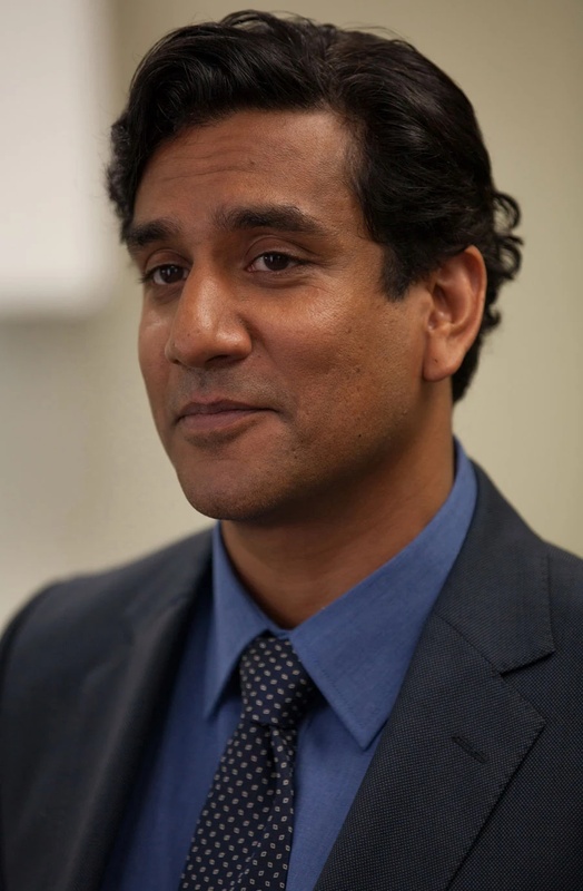 Sadiq Ahmed - AI Character on RolePlai