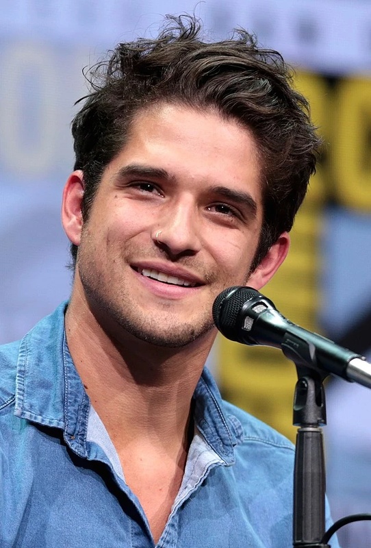 Tyler Posey - AI Character on RolePlai