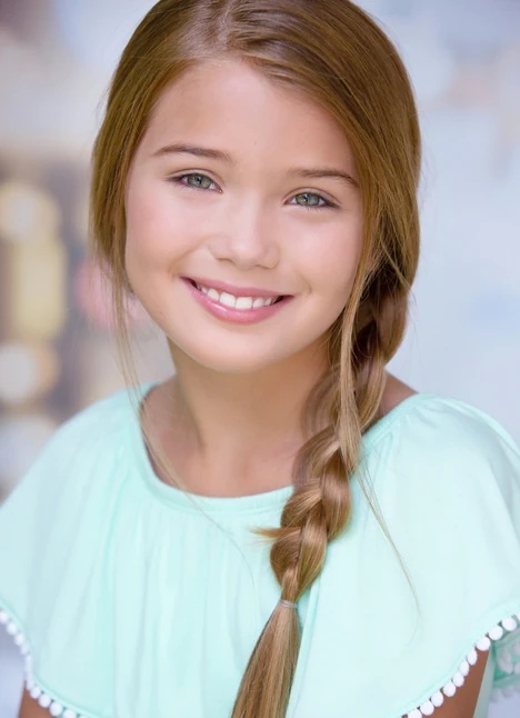 Reagan Marum - AI Character on RolePlai