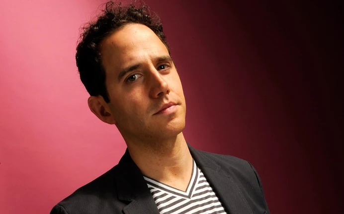 Santino Fontana - AI Character on RolePlai