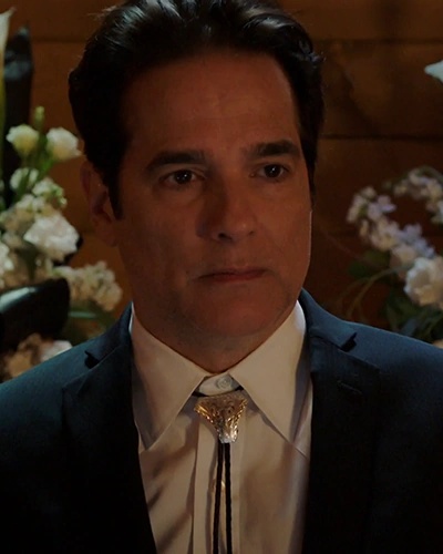 Rev. Emilio Sheehan - AI Character on RolePlai