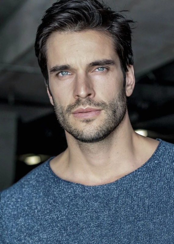 Cassio Moretti - AI Character on RolePlai
