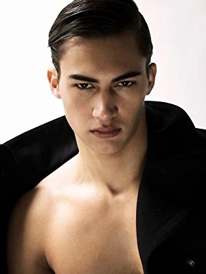 Jason Christopher - AI Character on RolePlai