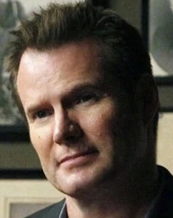 Bill Forbes - AI Character on RolePlai