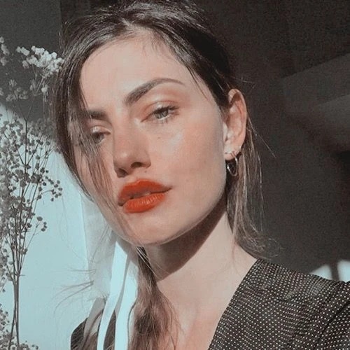 Avalon Trien - AI Character on RolePlai