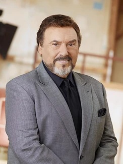 Stefano Dimera - AI Character on RolePlai