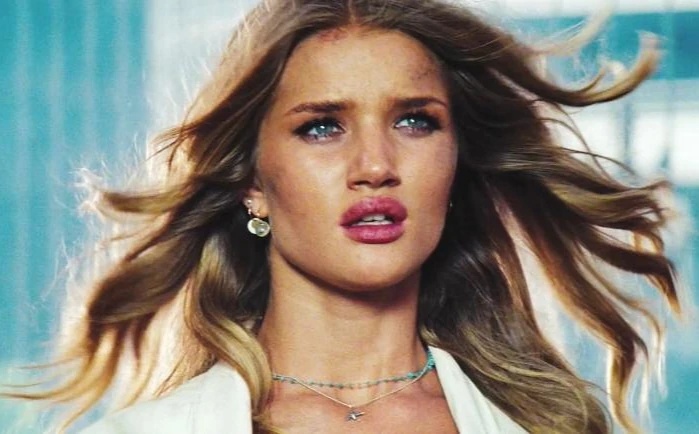 Carly Brooks-Spencer - AI Character on RolePlai