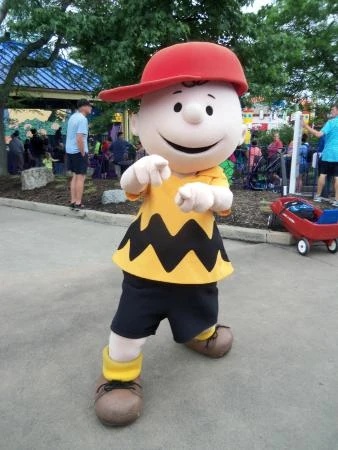Charlie Brown - AI Character on RolePlai