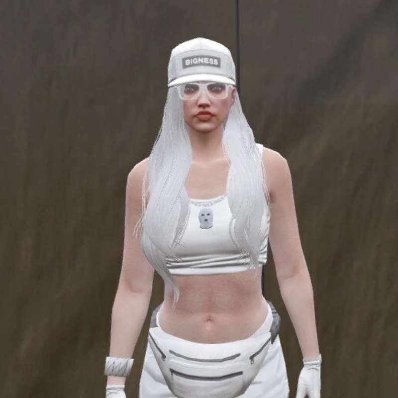 Sabrina Snow - AI Character on RolePlai