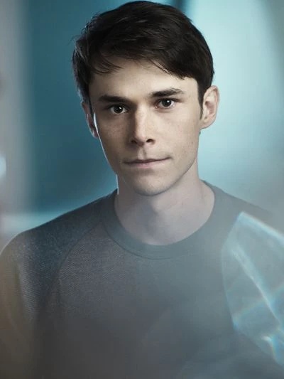 Luke Matthews - AI Character on RolePlai