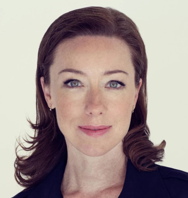 Molly Parker - AI Character on RolePlai