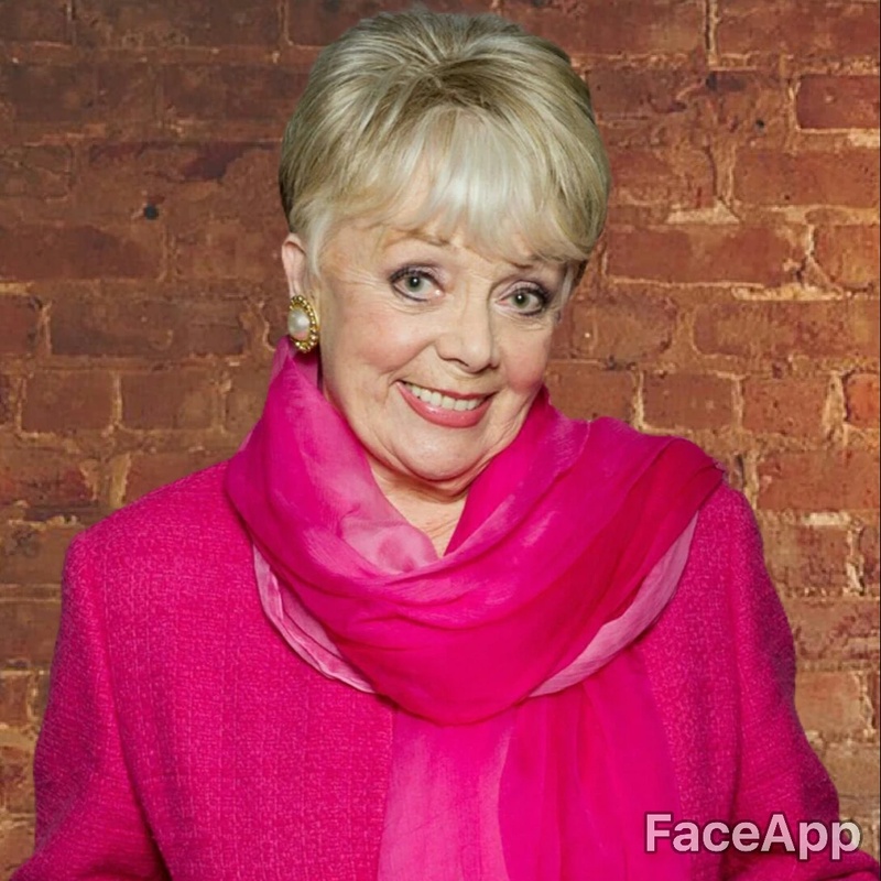 June Williams - AI Character on RolePlai