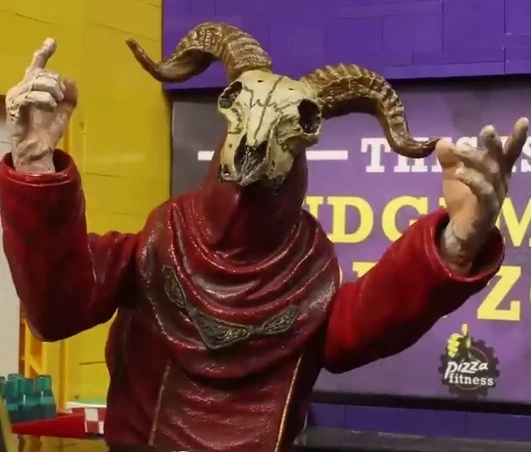 Planet Fitness Cult Leader - AI Character on RolePlai