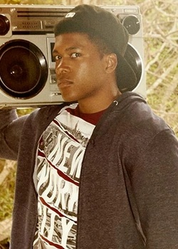 Joel Goodson - AI Character on RolePlai