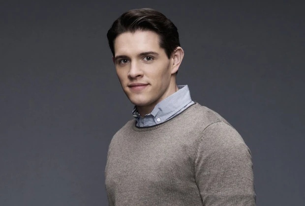 Barry Matthews - AI Character on RolePlai