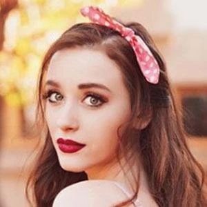 Ophelia Yates - AI Character on RolePlai