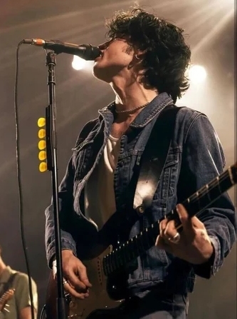 Rockstar Boyfriend AI Character on RolePlai